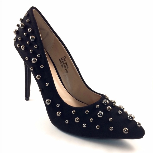 Black Heels - Picture 2 of 3